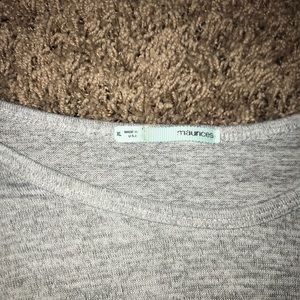 3/4 sleeve Gray top with lace detailing. Size XL